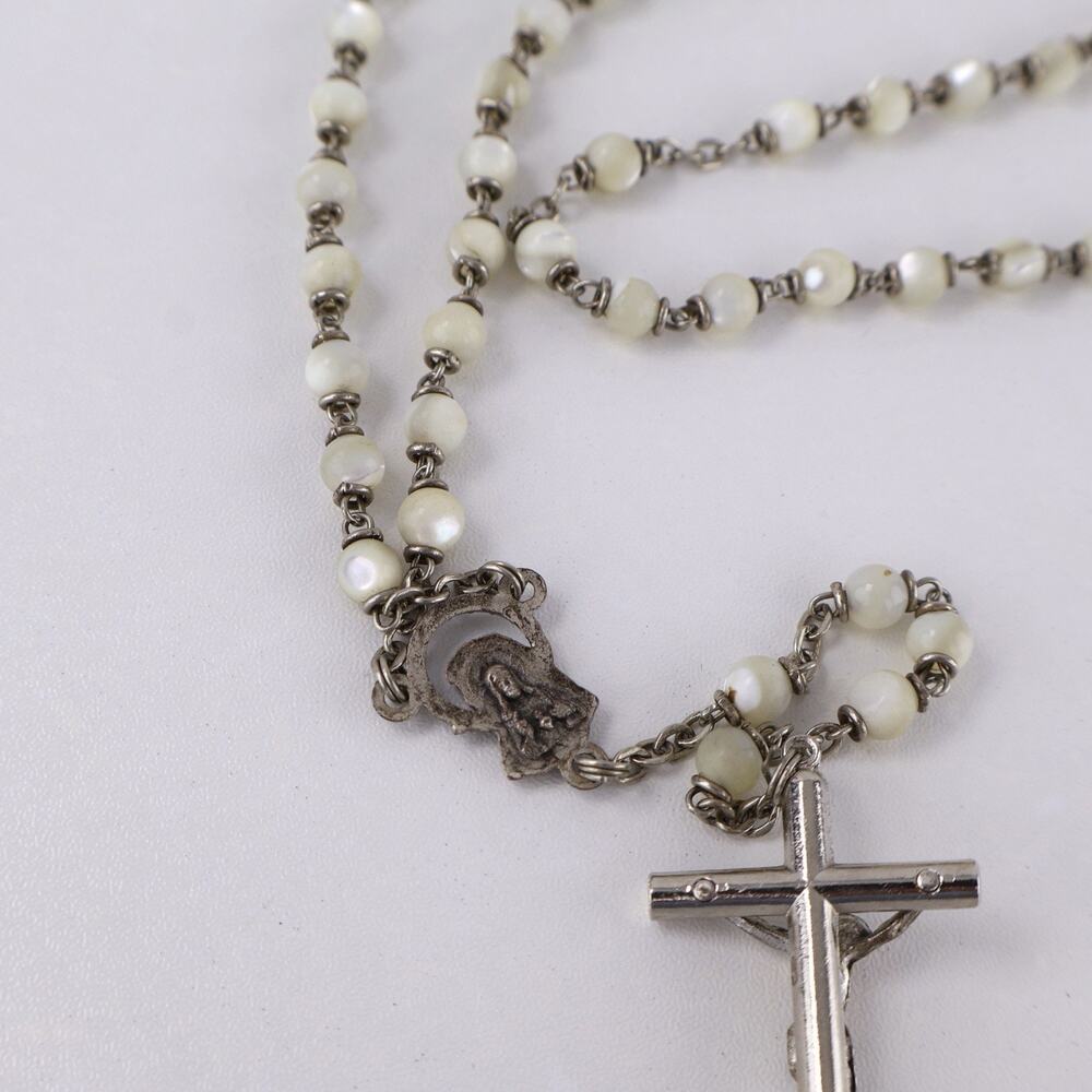 Vintage Catholic Rosary White Beads Italy Crucifix Mary Jesus Medal - Picture 7 of 8